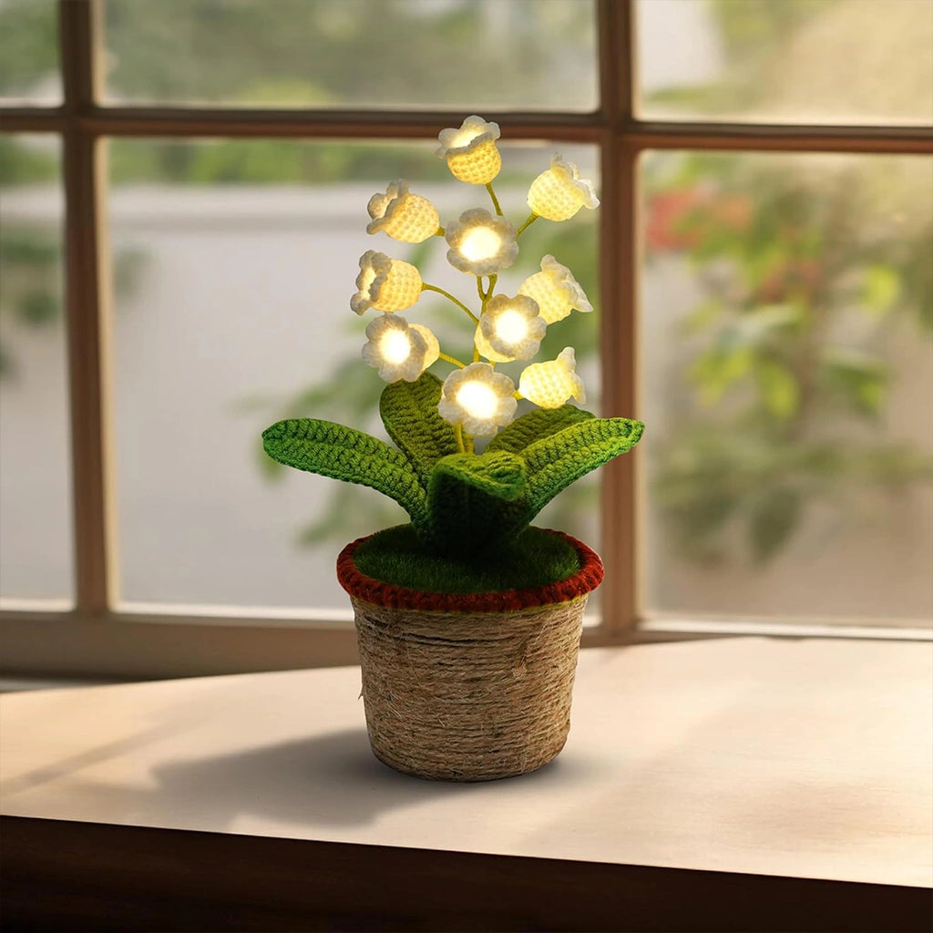 Elegant Floral Lamp